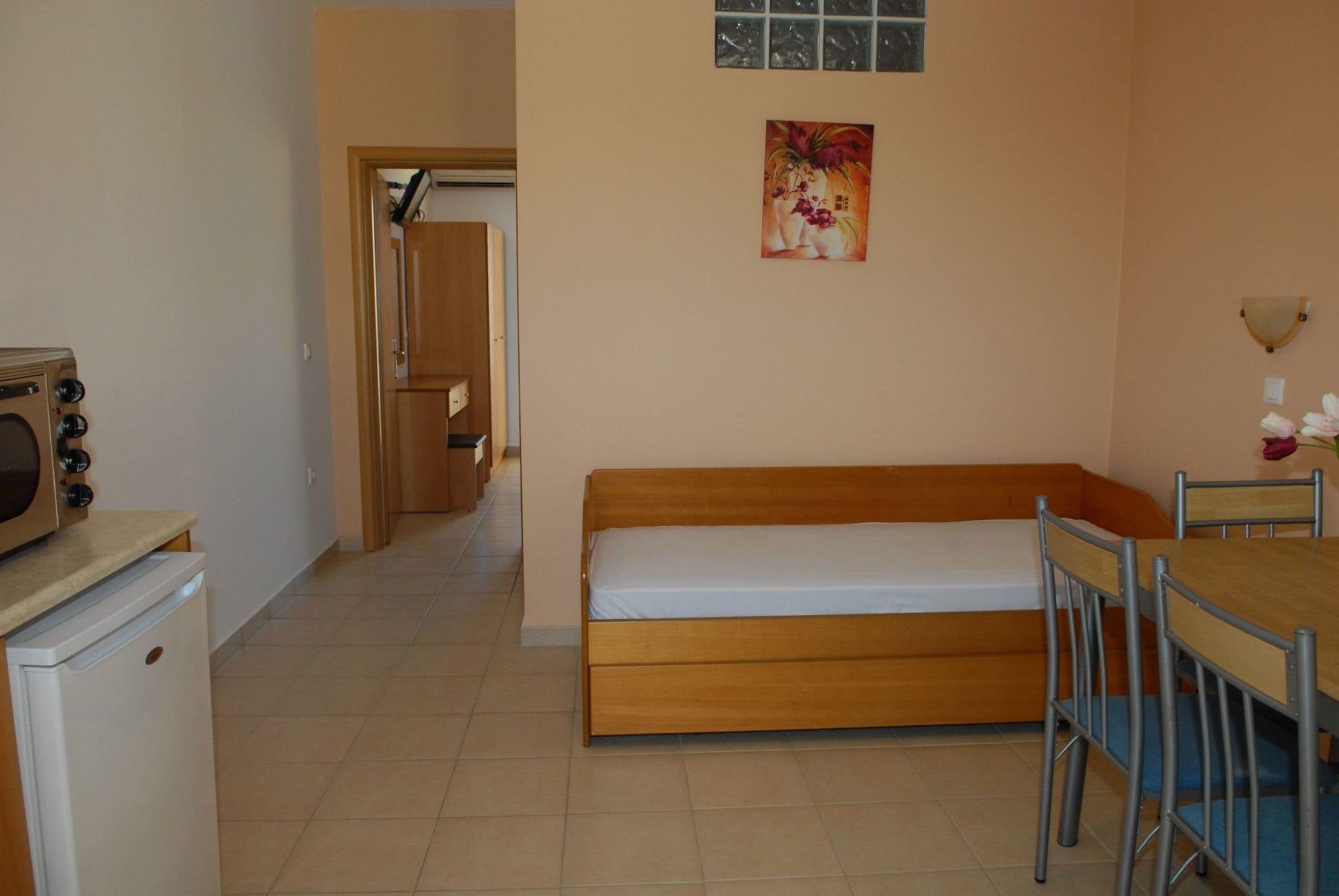 Barbie Hotel Apartments Jalisos Zewnętrze zdjęcie