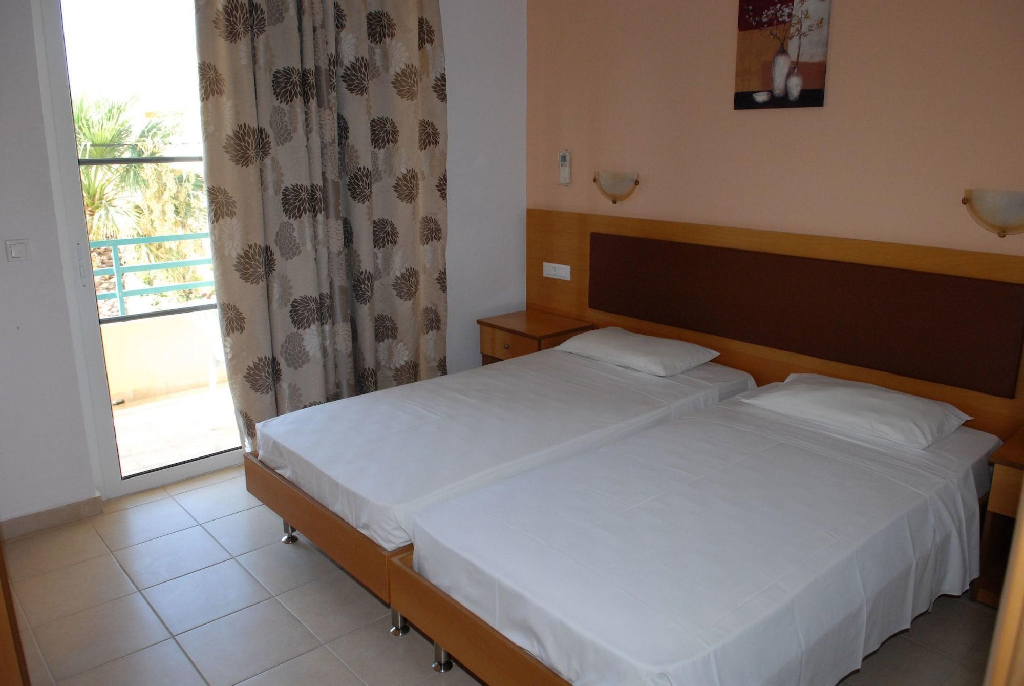 Barbie Hotel Apartments Jalisos Zewnętrze zdjęcie