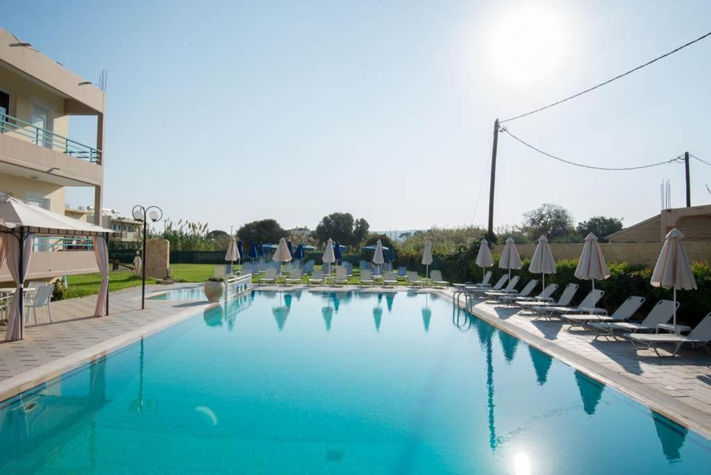 Barbie Hotel Apartments Jalisos Zewnętrze zdjęcie