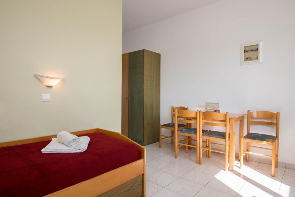 Barbie Hotel Apartments Jalisos Zewnętrze zdjęcie
