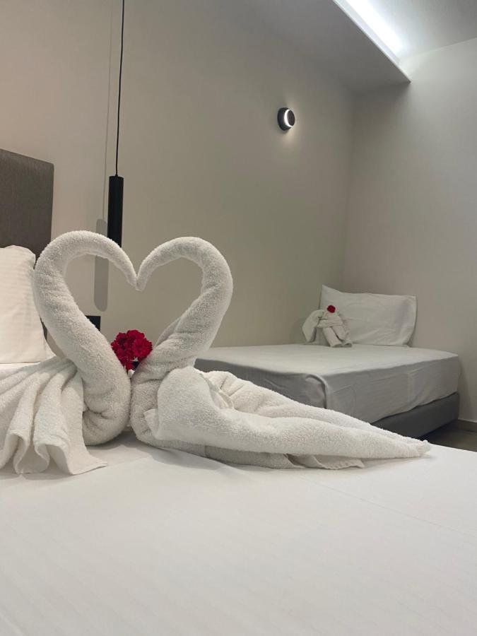 Barbie Hotel Apartments Jalisos Zewnętrze zdjęcie